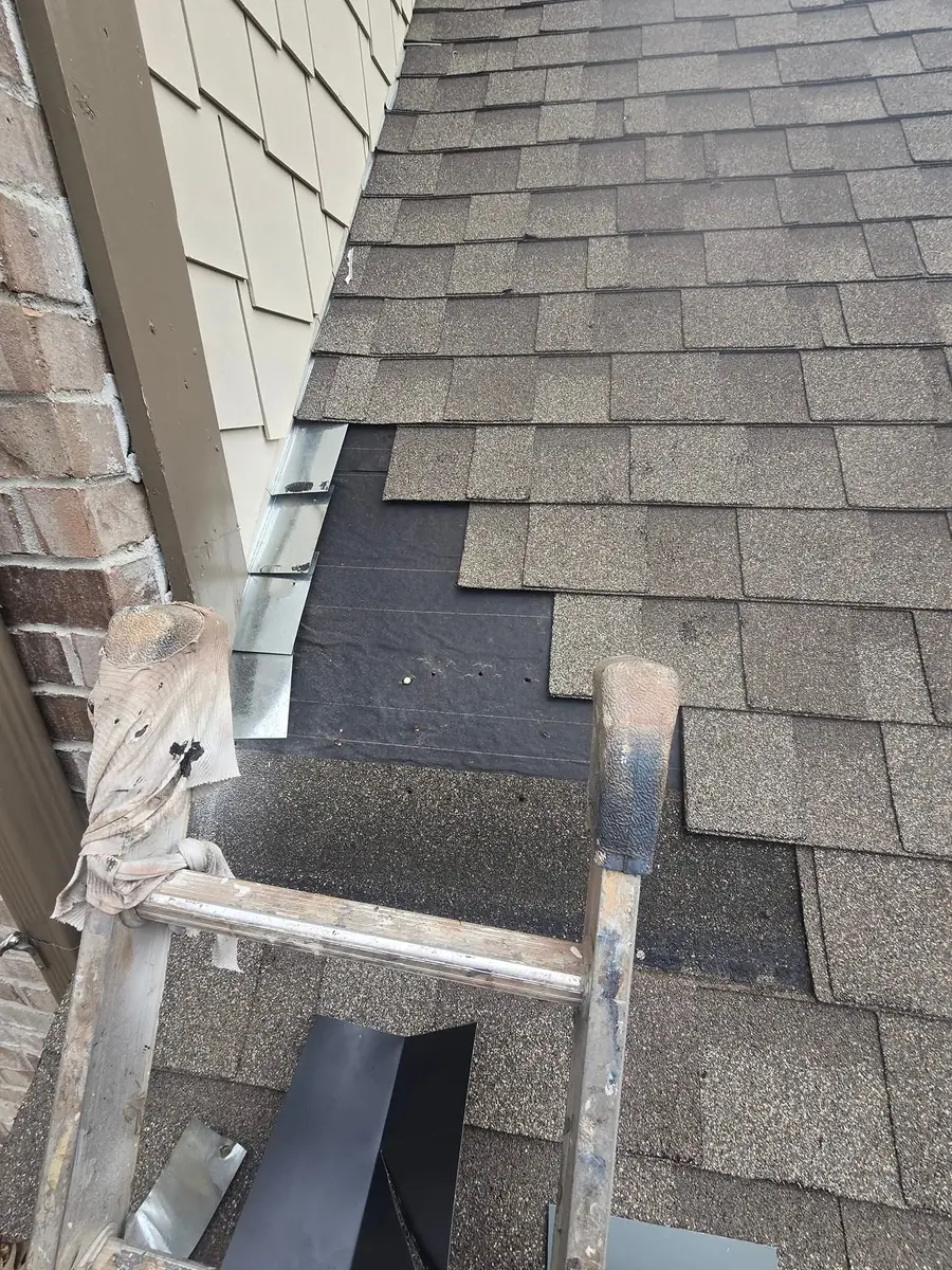 Roof area beside the home before repair